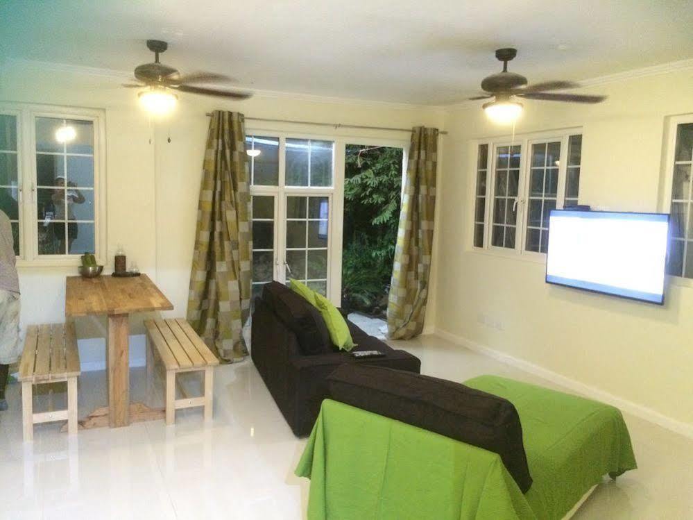 The Garden Guest Apartment Kingston Exterior photo